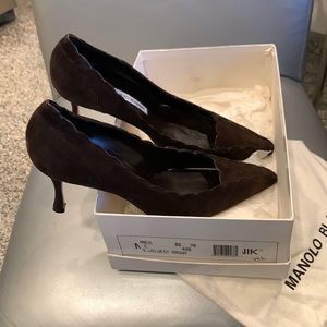 Manolo Blahnik brown suede shoes